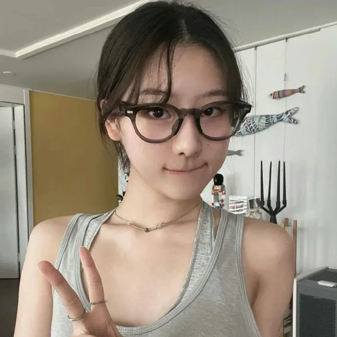巨蛇闯女校